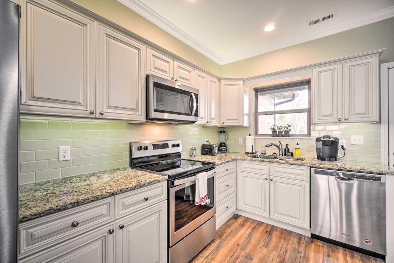 Chic Townsend Condo With Saltwater Pool! Exterior foto