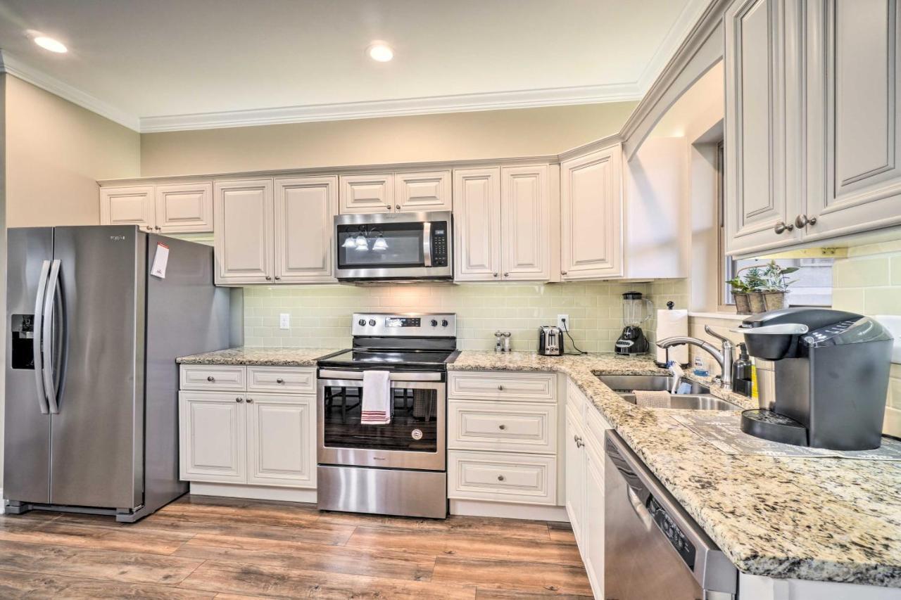 Chic Townsend Condo With Saltwater Pool! Exterior foto